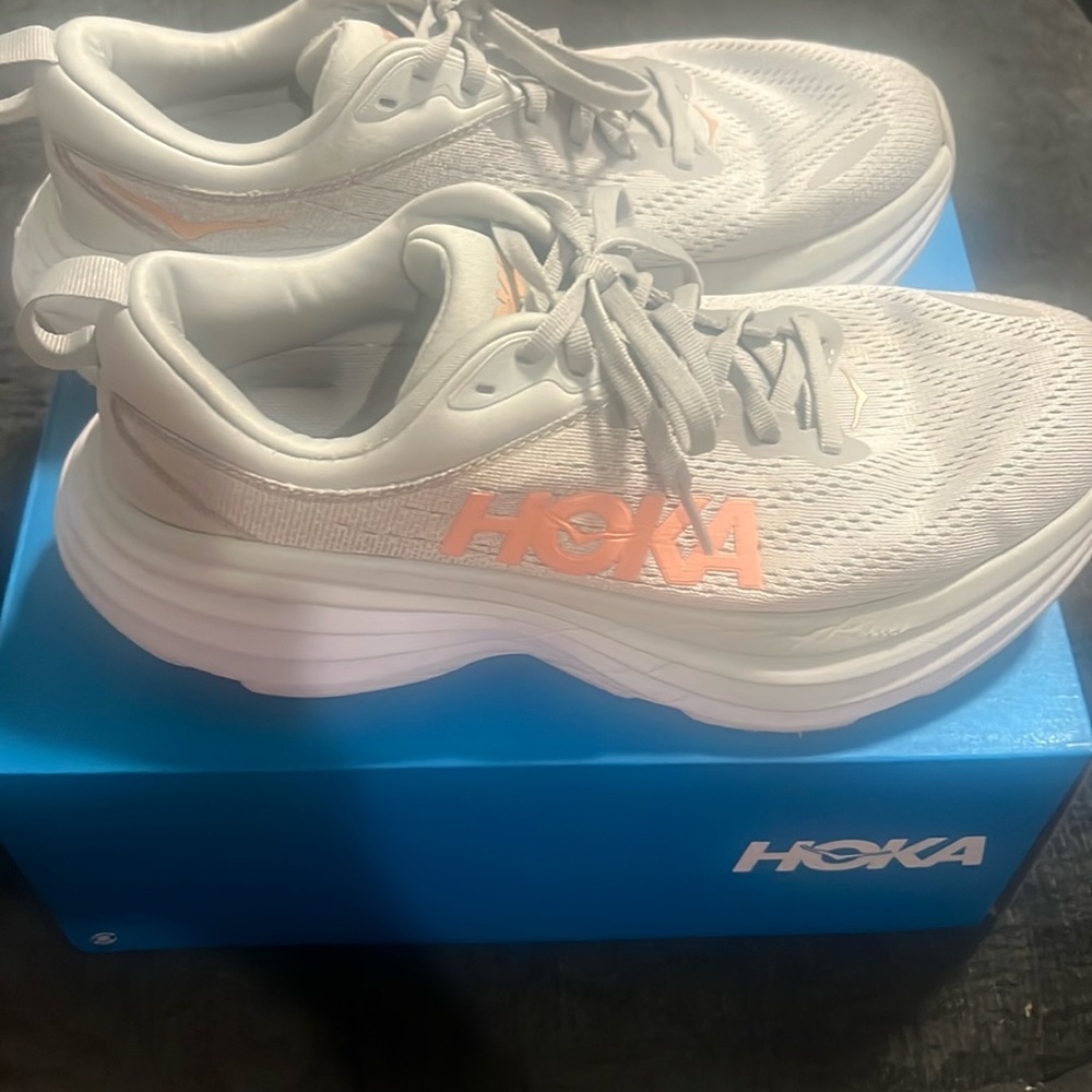 Hoka Bondi 8
